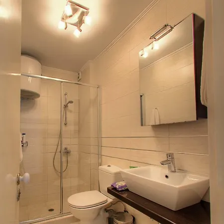 Karni Glyfada Kerkyra Pélekasz